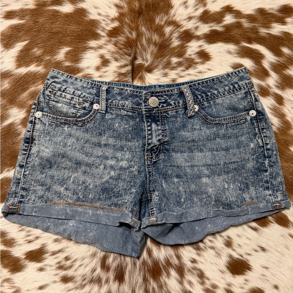 Classic Washed Denim Women’s Shorts - Blue